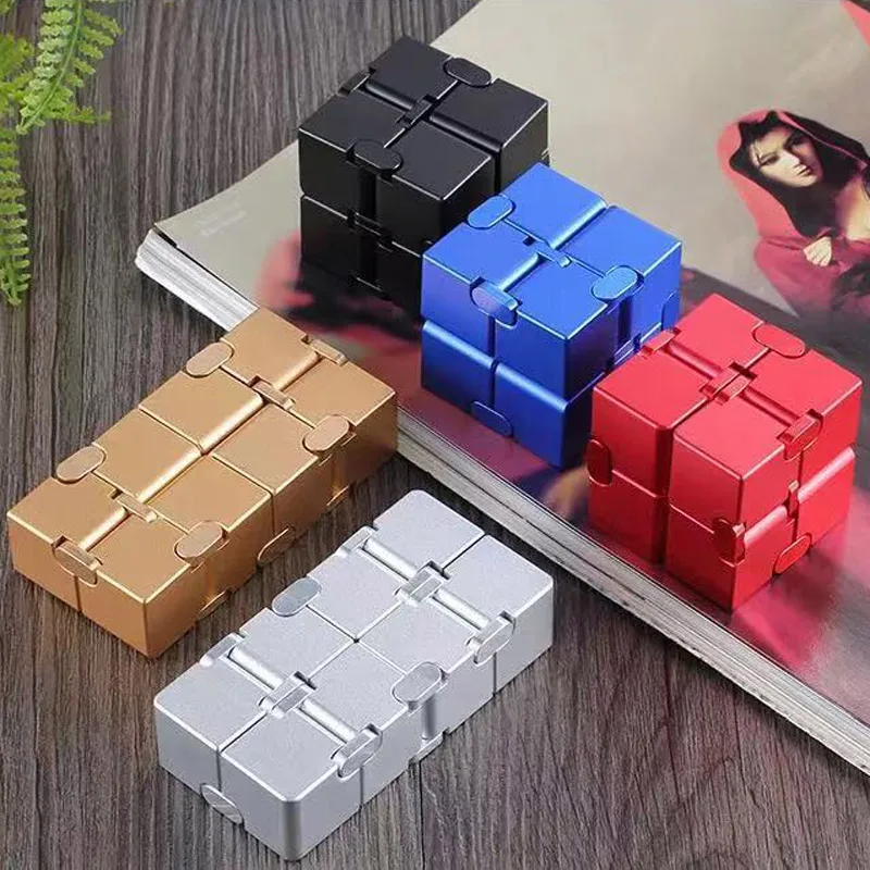 Игрушка антистресс infinity cube для взрослых металлическая алюминиевая деформация