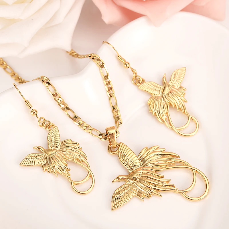 Золотистый цвет PNG ювелирные изделия Кристаллы фотосерьги Папуа-Новая Гвинея