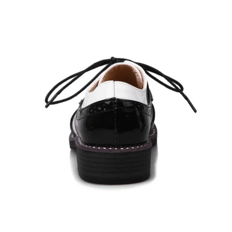 Модные женские оксфорды в английском стиле новые повседневные на шнуровке