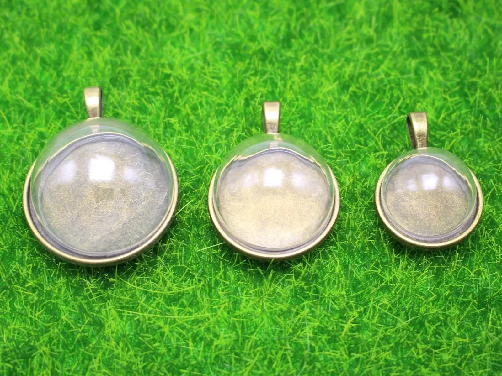

DIY Bronze Pendant with Glass Dome Terrarium 1/2 Globe Bottle 30mm 25mm 20mm