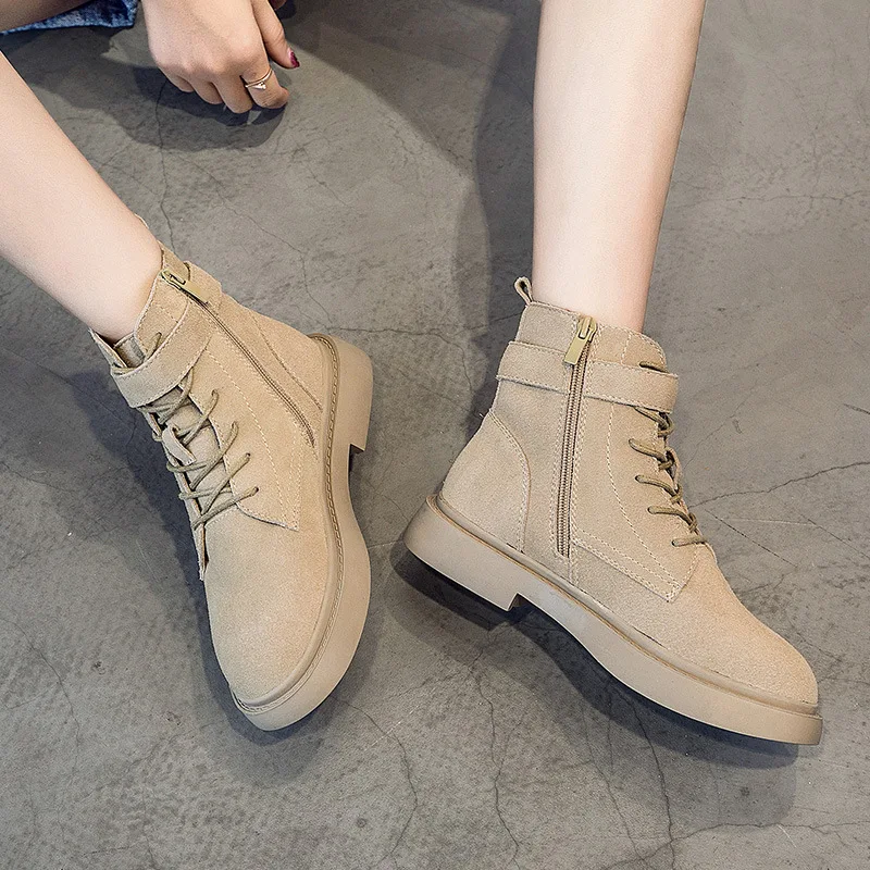 

CuddlyIIPanda Metal Buckle Motorcycle Boots 2019 Autumn New Cow Suede Women Ankle Boots British Style Fashion Boots for Women