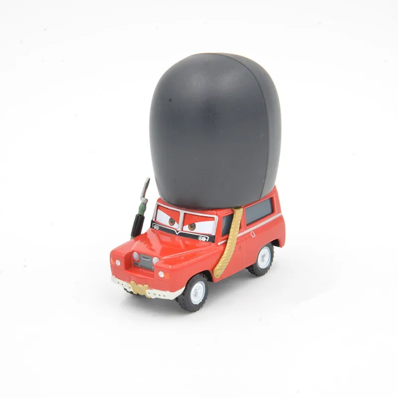Disney Pixar Cars Lightning Mcqueen Sgt. Highgear Guard London Buckingham Palace 1:55 литая под давлением металлическая