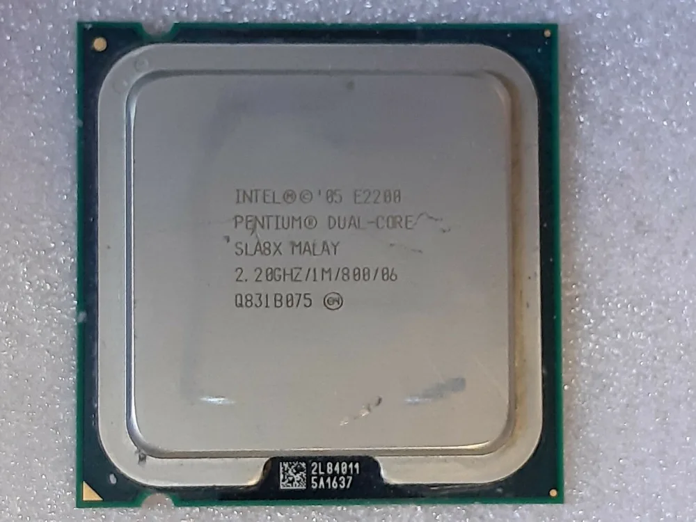 Intel Core 2 Duo E2200 настольный процессор двухъядерный 2,2 ГГц 1 МБ кэш FSB 800 МГц LGA 775 E 2200 Подержанный процессор