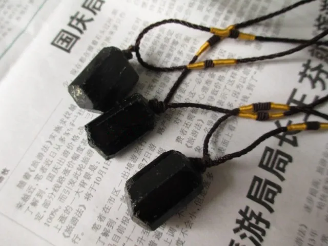 Необработанный черный турмалиновый кулон на шнурке ожерелье из турмалина