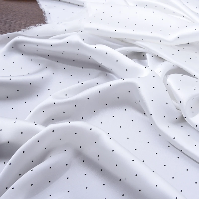 

108CM Wide 16MM Small Dots Print White 90% Silk 10% Lycra Stretch Heavy Silk Fabric for Blouse Dress Cheongsam H035