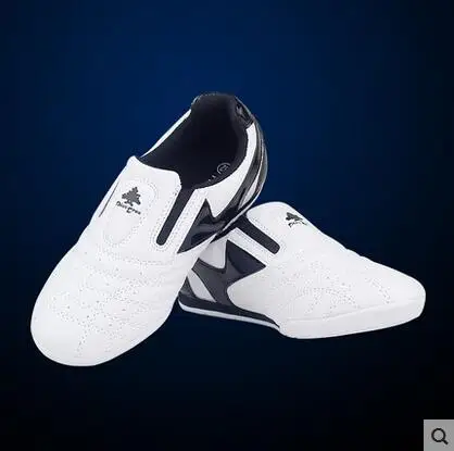 Дышащие кроссовки для занятий тхэквондо в белую полоску каратэ детские