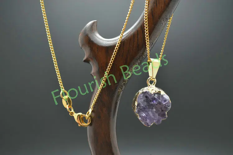 

Small Elegant Natural Purple Crystal Round Coin Stone Pendant Linked Chains Necklace Fashion Jewelry