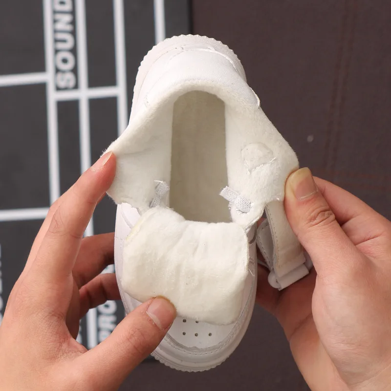 Fashion leather Children's white sports shoes for boy Breathable high top kids boys sneakers with fur girls casual shoes autumn - Цвет: white winter