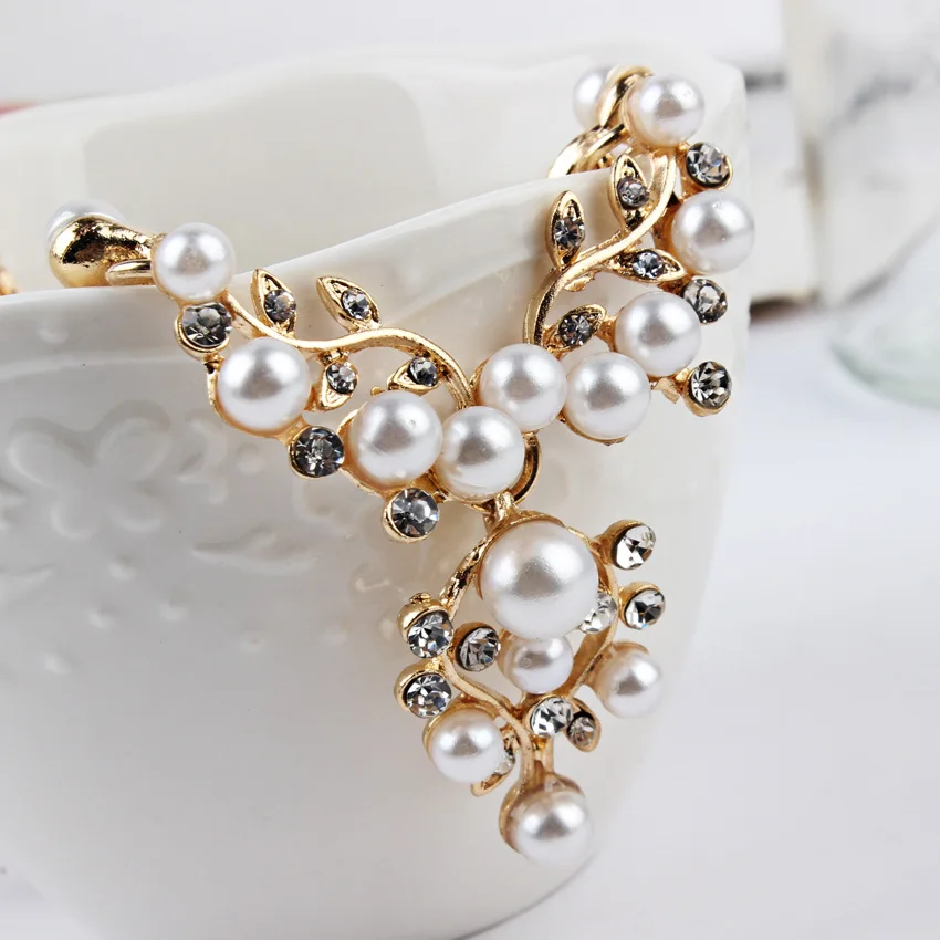 Комплект из колье и серёг с искусственным жемчугом | Украшения аксессуары