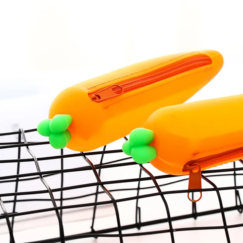 

Carrot Pencil Case Novelty Silicone Carrot Pencil Bag for School Kids 10pcs/lot