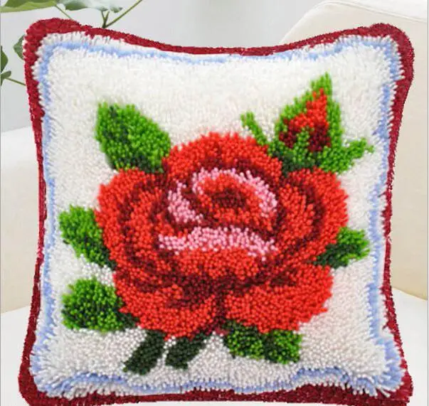 Вышивка крестиком наволочка для подушки Маки маргаритки декоративная пряжа