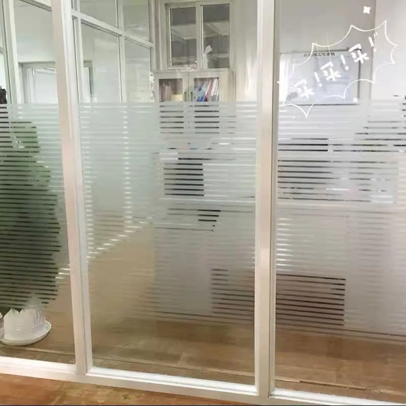 Самоклеящаяся оконная 3D пленка в полоску матовая ПВХ статическая клеящаяся