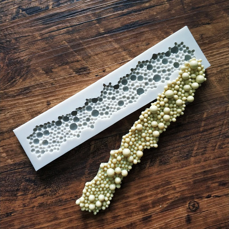 

Силиконовая форма для украшения торта в виде жемчуга