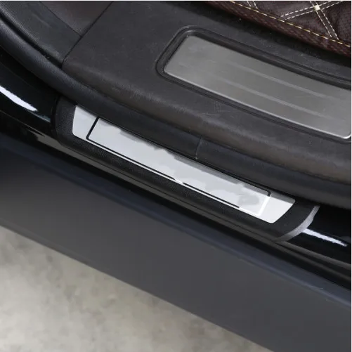 

Car Outside Door Sill Scuff Threshold Protector Plate For Land Rover Discovery 5 LR5 2017 Car Accessory Styling 4Pcs/set