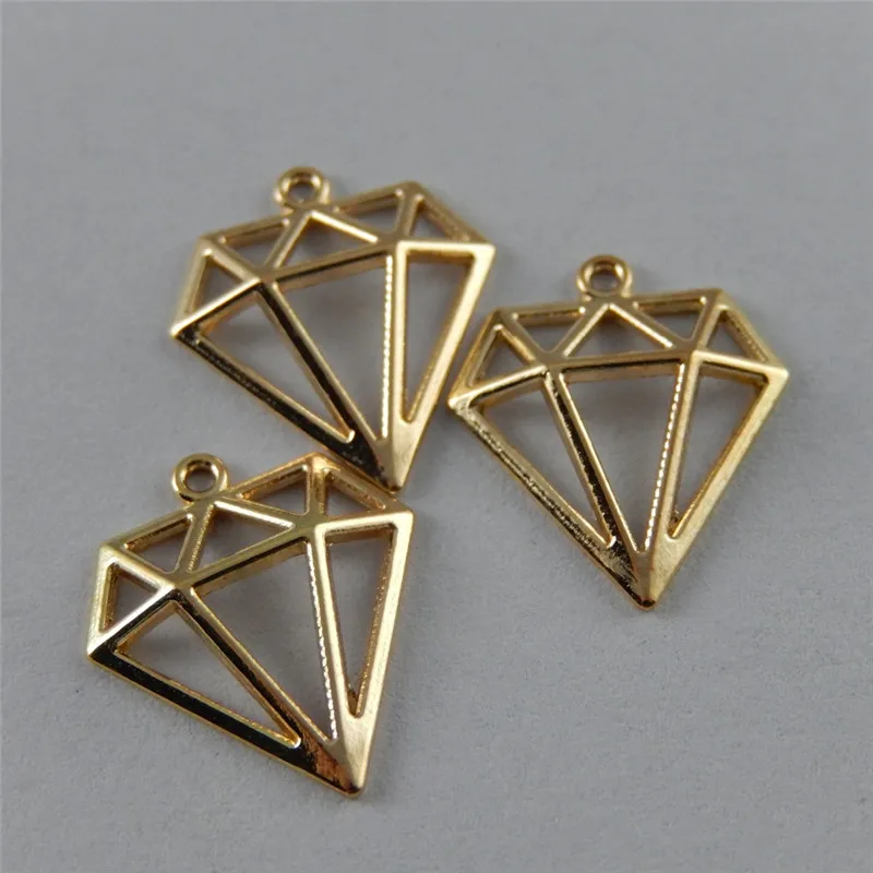 40 шт. классический треугольник под старину Полые ювелирные изделия делая