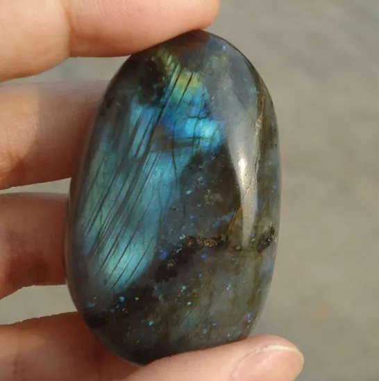 

NATURAL MOON STONE Labradorite CRYSTAL 85g