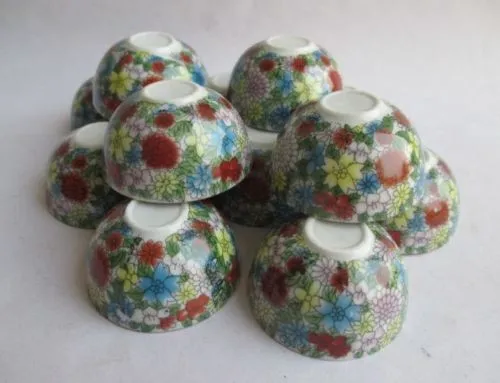 

A Set of ancient China glaze porcelain delicate small 12 zodiac bowls