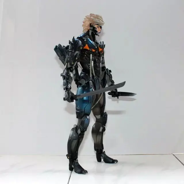 Металлическая Экипировка Play Arts Kai сплошная металлическая восстанавливающая и