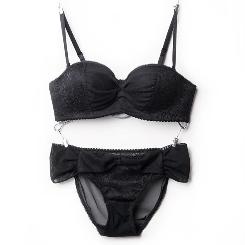 Молодая девушка ультратонкий бюстгальтер с получашечками плюс Размеры чашки