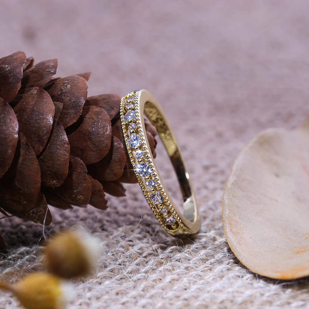 Huitan простой золотистый кольцо для женщин Стильный женский CZ Ювелирные изделия повседневные аксессуары для девочек много и оптом Прямая поставка