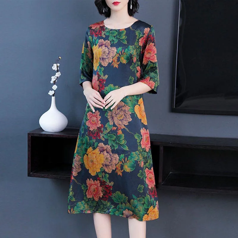 Женские свободные платья в свободном стиле на весну и лето повседневные с