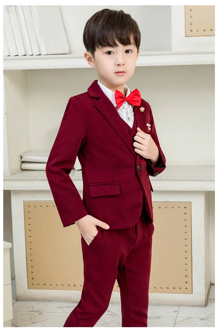 Комплект детской свадебной одежды из 3 предметов: куртка жилет и брюки с