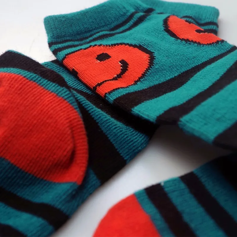 Sport Knee children socks made by pure cotton with Cartoon Smiling Face great soccer basketball For Children 0-6 years old | Мать и