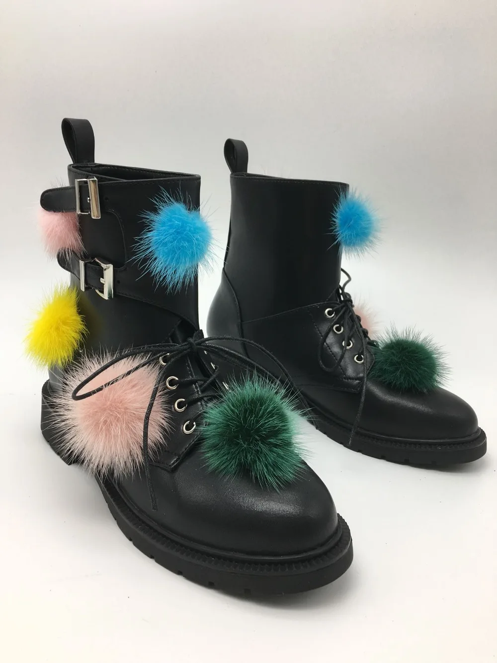 Новые поступления нескольких Цвет pom женский черный кожаные ботинки Martin круглый