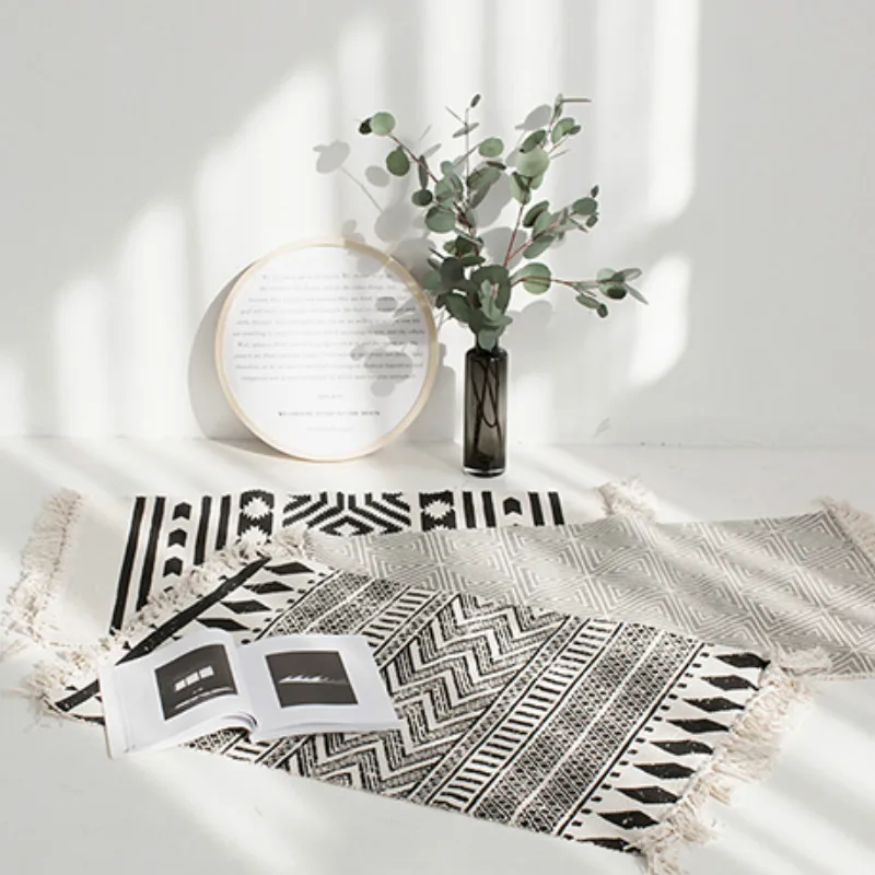 

Cotton Thread Handmade Weave Modern Nordic Geometric Carpet Kitchen Door Floor Bedding Mats Warm Home Bathroom Rug