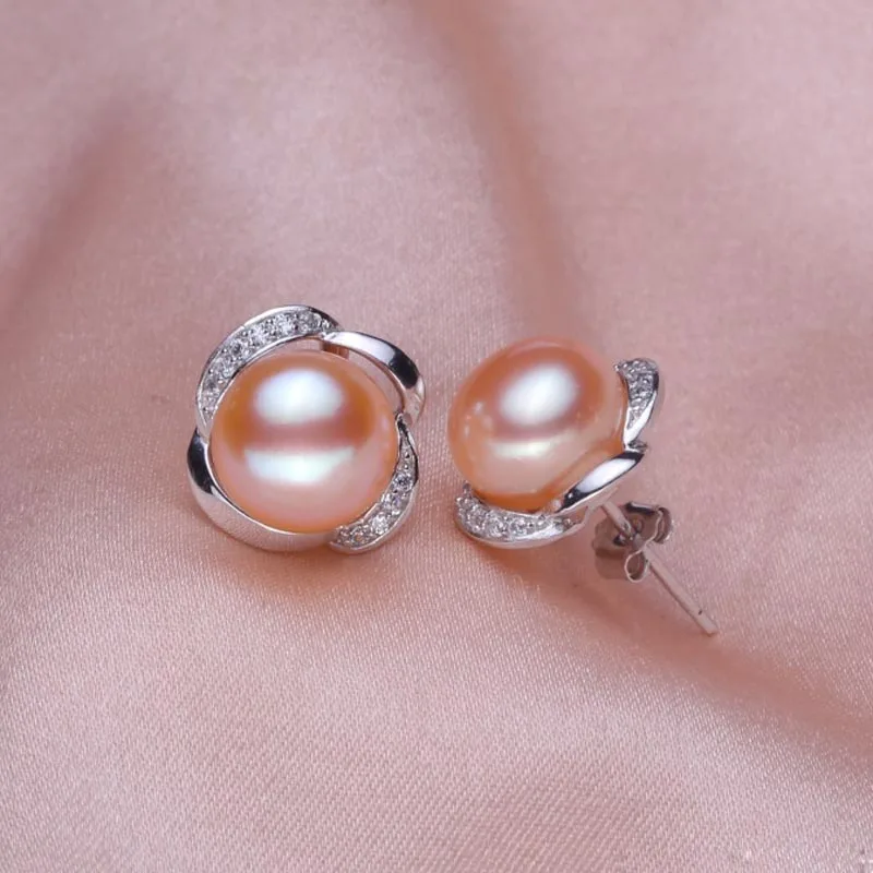 Серьги-гвоздики из серебра 925 пробы с натуральным пресноводным жемчугом |