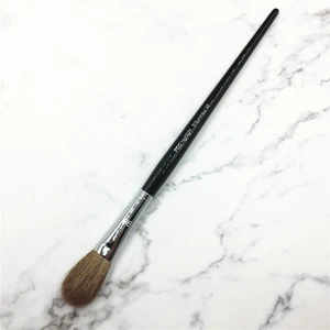 Кисть для макияжа с длинной черной ручкой, большой блендер для век