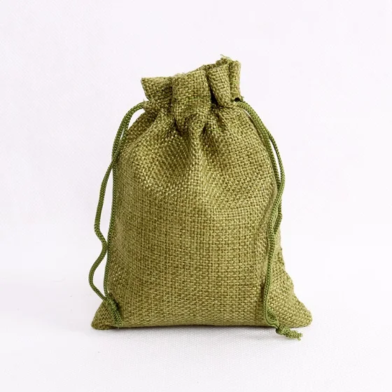 green 10 шт./лот мини 7x9 см ювелирные упаковочные сумки джутовые мешки со шнурком сумки для конфет подарки закуски ювелирные упаковочные сумки оптом - Цвет: green