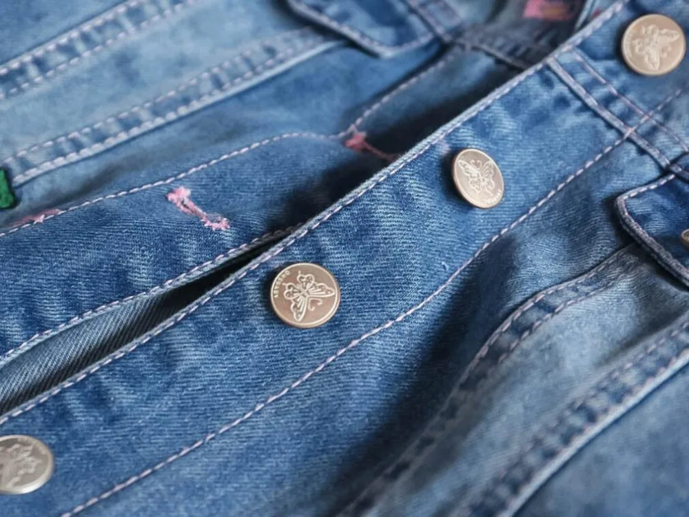 Джинсовая куртка для девочек модная детская с вышивкой джинсовые пальто