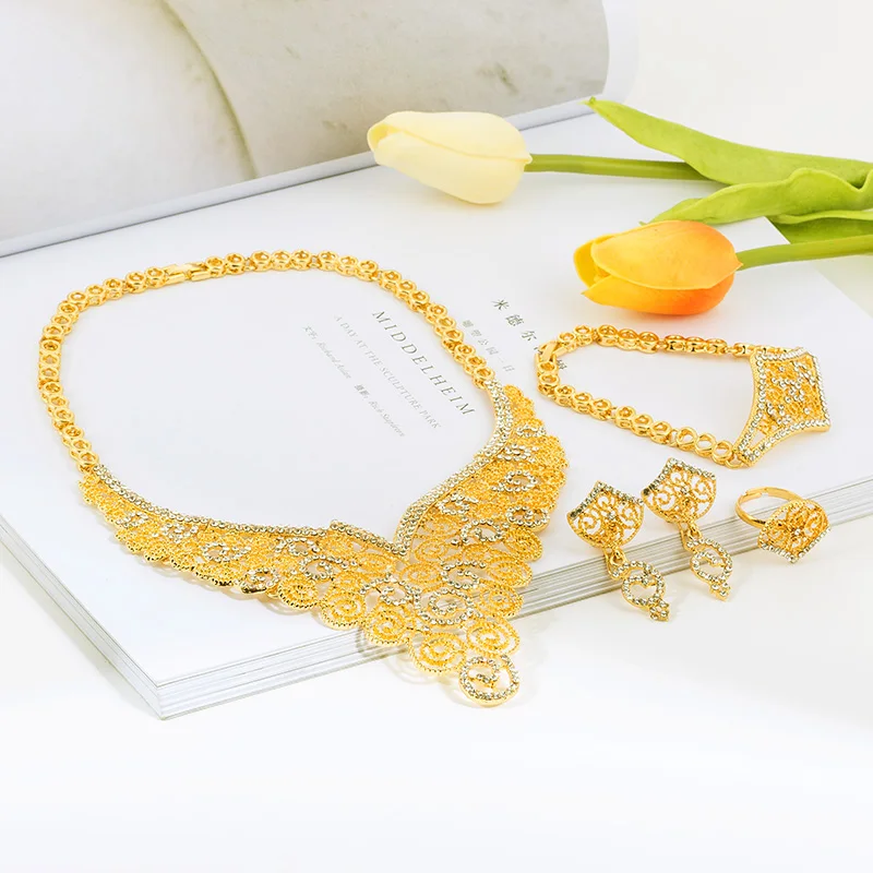 Женский ювелирный комплект из колье и серёг под золото 24 к | Украшения аксессуары