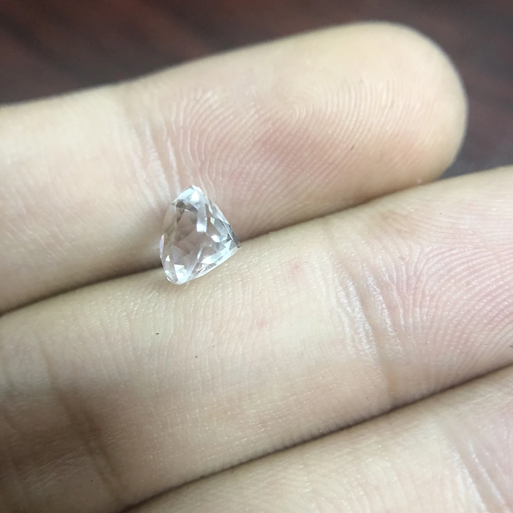 AEAW круглый бриллиантовый огранки 0.5ct карат 5 мм D Цвет Муассанит без камень VVS1