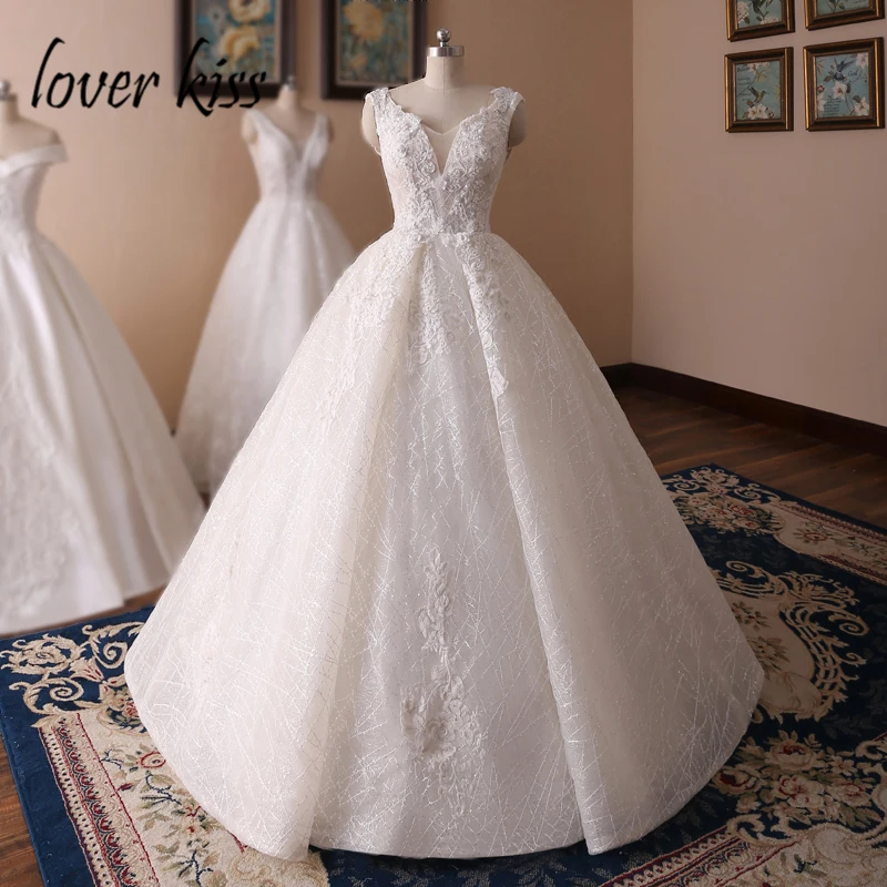 

Любовник Поцелуй платье vestido de novia с блестящими пайетками; 3D, свадебные платья с цветком для девочек, бальное платье с v-образным вырезом круж...