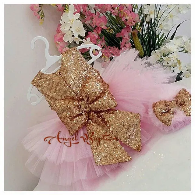 Милые розовые праздничные платья для маленьких девочек на первый День рождения