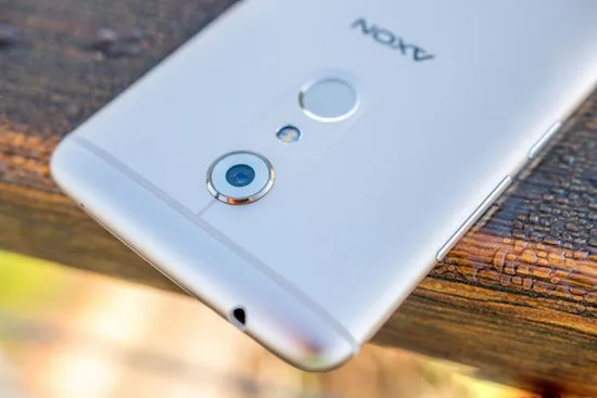 zte Axon 7 4 аппарат не привязан к оператору сотовой связи смарт-телефон Snapdragon 820 Android 7,0 5," 2 к 2560X1440 4/6G Оперативная память 64G/128G Встроенная память 20.0MP Force Touch NFC