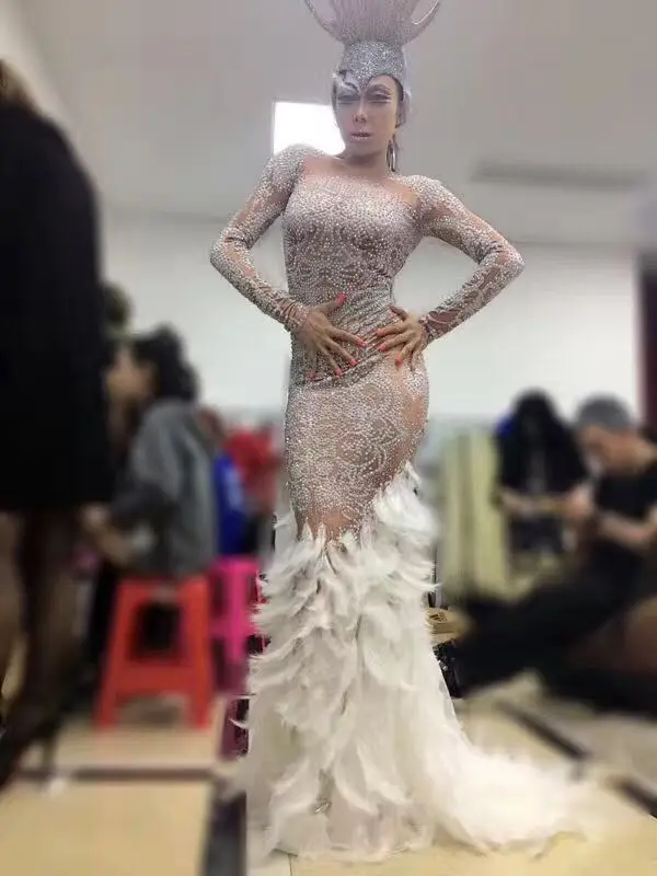 Модное блестящее платье AB Стразы с перьями и блестящими камнями в пол костюм для