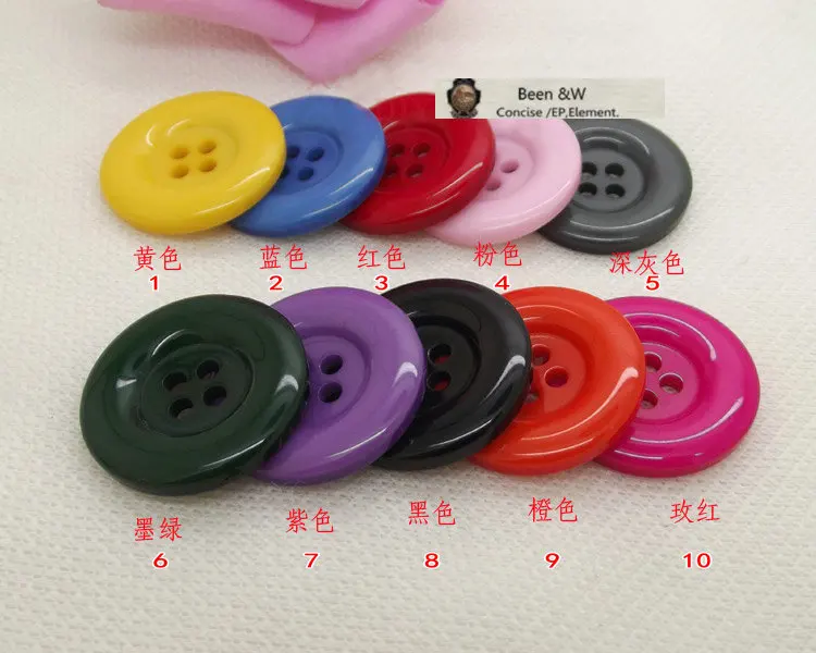 Бесплатная доставка! пылезащитное пальто 30 мм кнопки DIY материал 4 отверстия