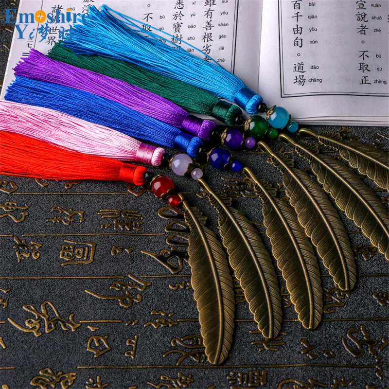 

Bookmark With Cowhide Paper Box Metal Bookmark Feather Tassel Bookmark Classical Creative Gift Handmade To Friends M128