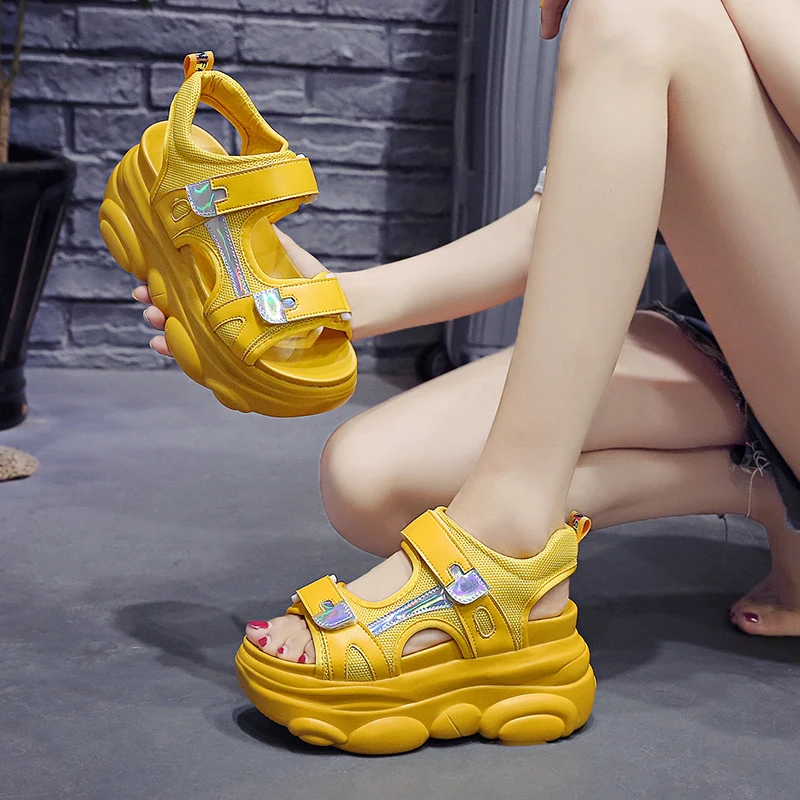 Сандалии женские на платформе и толстой подошве босоножки с ремешком щиколотке