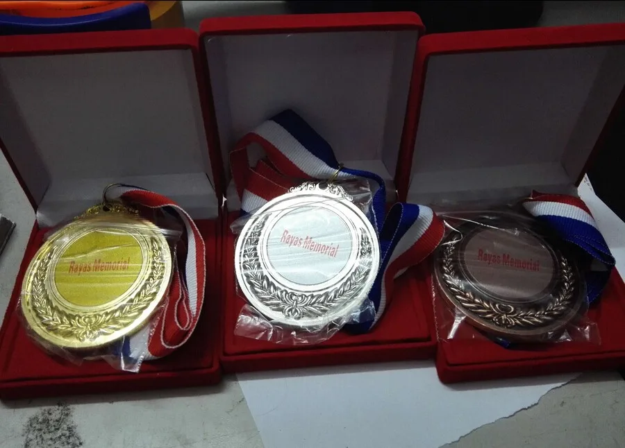 Цельный набор медалей 6 5 см из цинкового сплава золотой + серебряный бронзовый