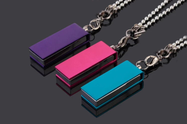 Мстители Железный человек светодиодная Флешка 128 ГБ USB флэш 64 ГБ 32 ГБ 16 ГБ 8 ГБ флеш-накопитель Memoria USB 2,0 флеш-карта памяти