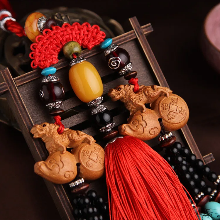 

Boutique hot car pendant gourd brave high-grade peach wood key chain car pendulum ornaments carved car hanging car