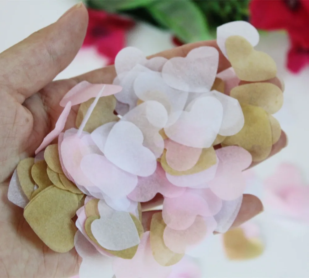 ivory and gold Wedding /party biodegradable 3000 Confetti HEART Light pink 