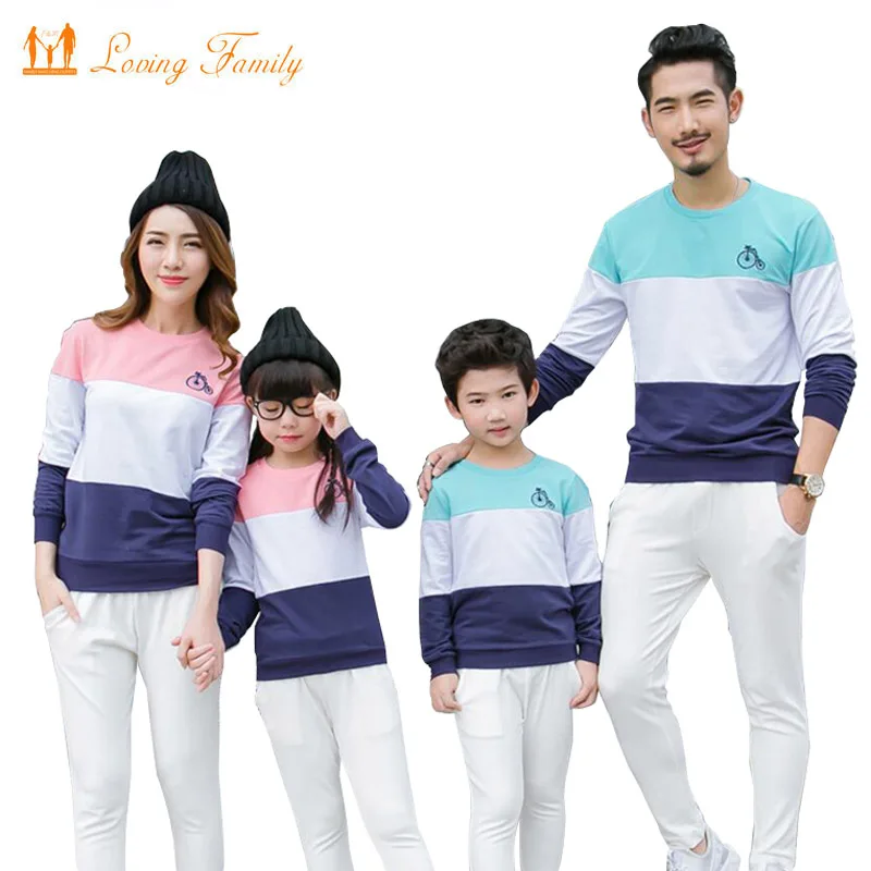 Семейные одинаковые наряды полосатые хлопковые футболки 2020 весна осень семейный