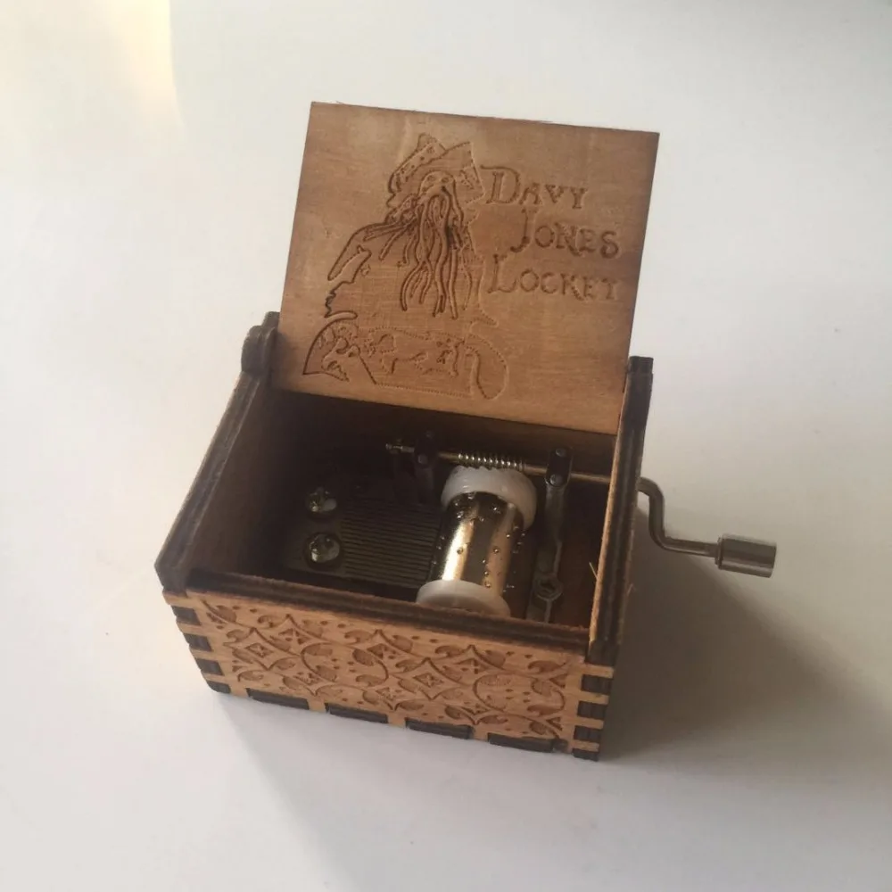 Музыкальная шкатулка с изображением пиратов Карибского моря музыкальная Davy Jones