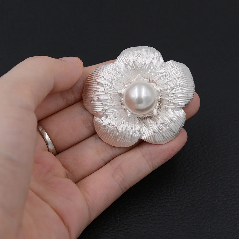 Elegant Metal Flower Brooch Pin Pearl Women Fashion Jewelry Clothing Scarf Clip Accessory | Украшения и аксессуары