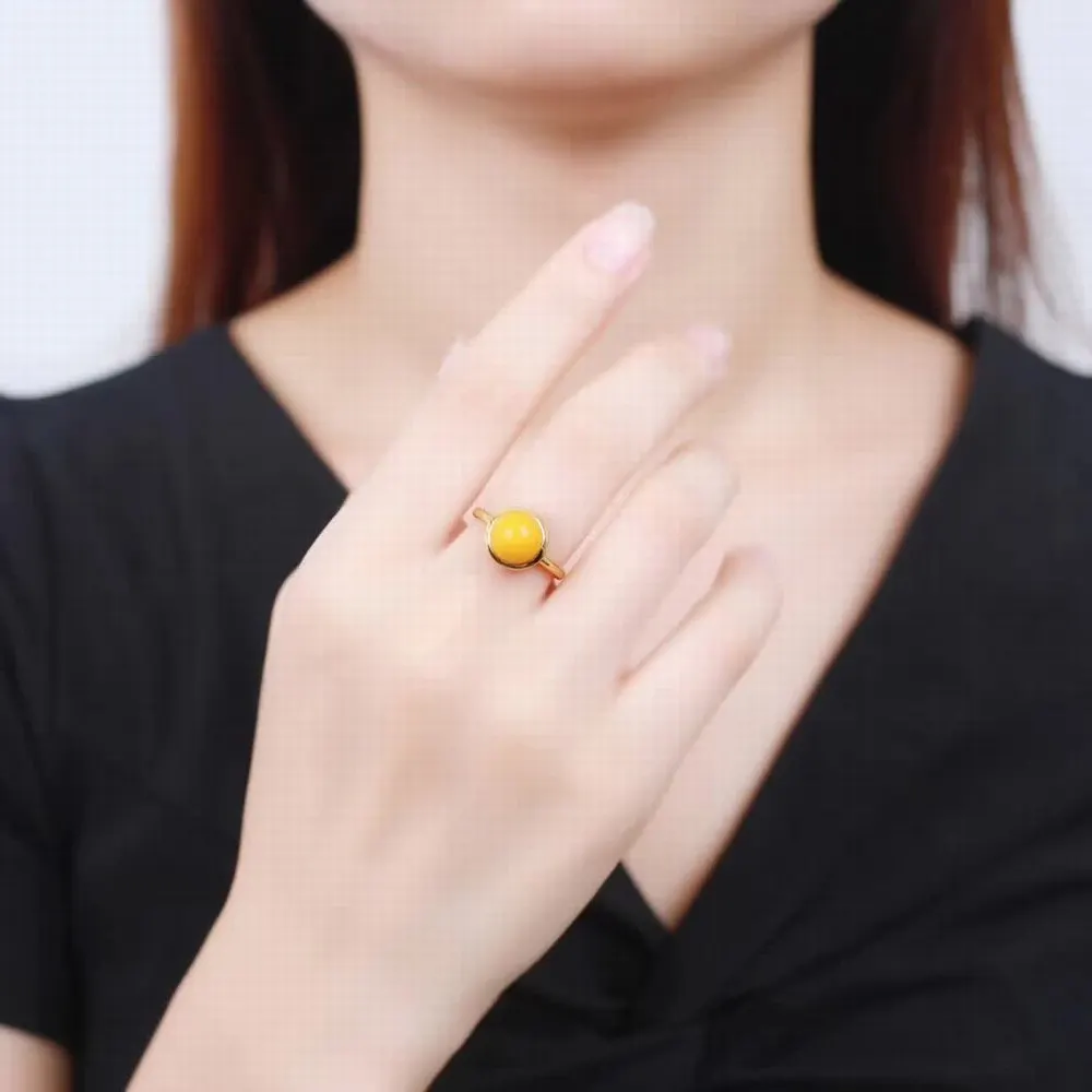 

China gem fine jewelry factory wholesale 8.5mm round shape 925 sterling silver natural yellow amber adjustable ring for women